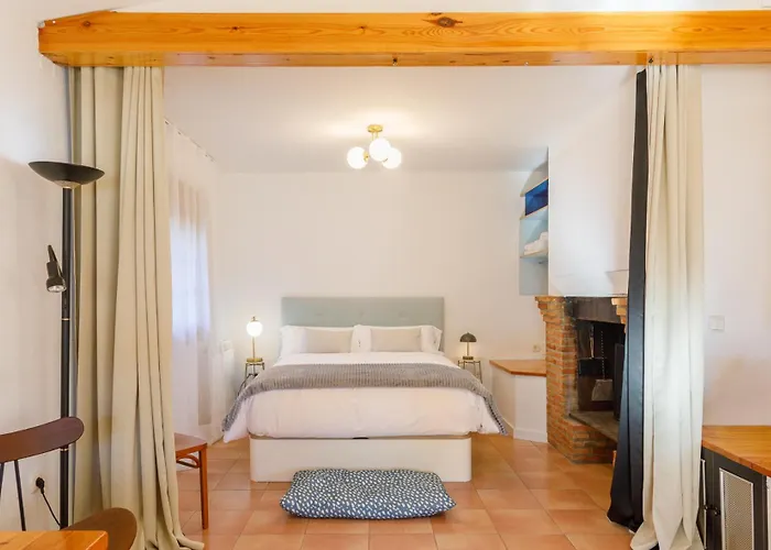 Semesterbostad Loft En Santa Engracia - Entre El Moncayo Y Bardenas *